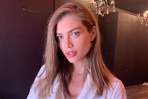 transexual vitoria|Who Is Victoria's Secret Transgender Model Valentina Sampaio.